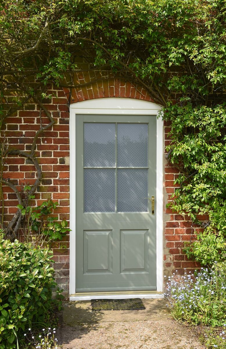 Belbroughton-entrance-door-in-Tent-Grey-with-etched-star-glass