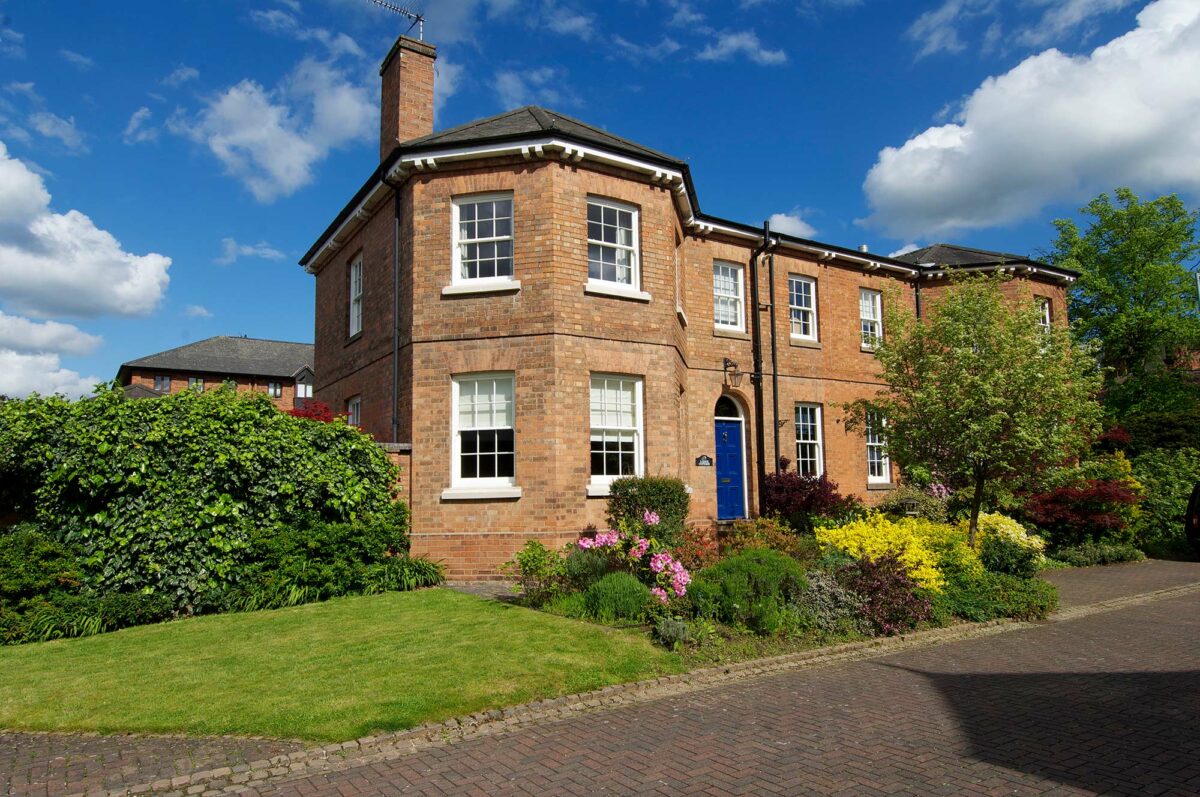 selection-of-timber-sash-windows-installed-in-a-former-brewery