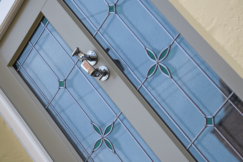 Entrance-door-with-leaded-double-glazing