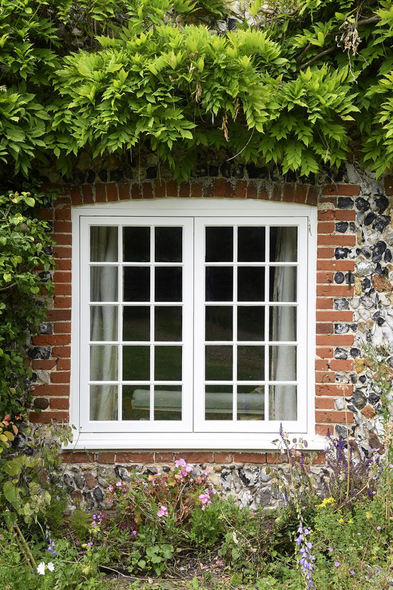 1700s-country-cottage-with-new-listed-range-windows